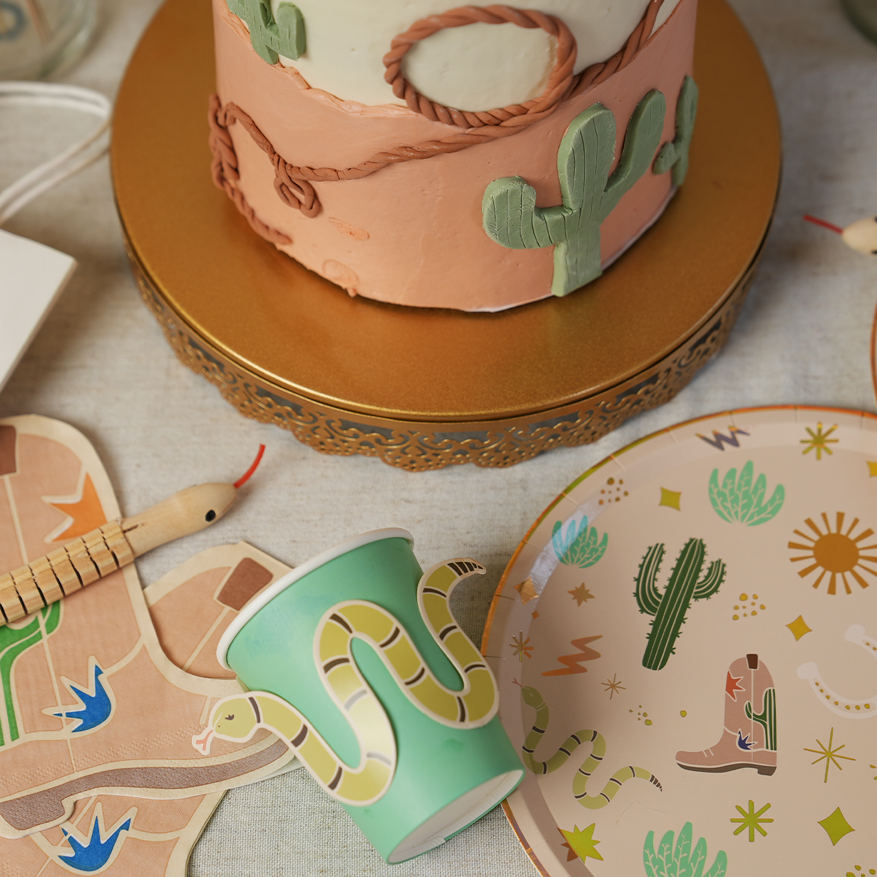 Sssssnake Catcher Napkins (x 12)
